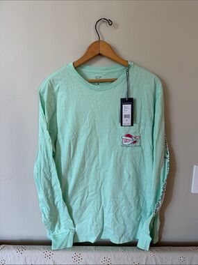 Vineyard Vines 🆕 NWT Mint Green Long-Sleeve Tee with Christmas Graphic Med